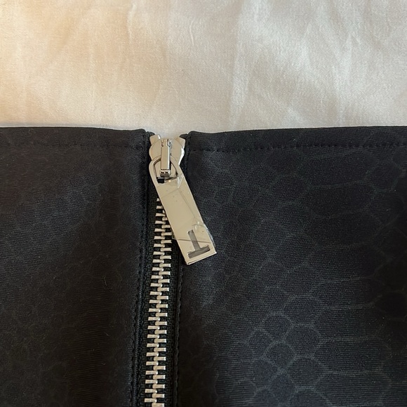 Ted Baker size 2 or xs black skater scuba dress (like new condition) - Picture 9 of 11